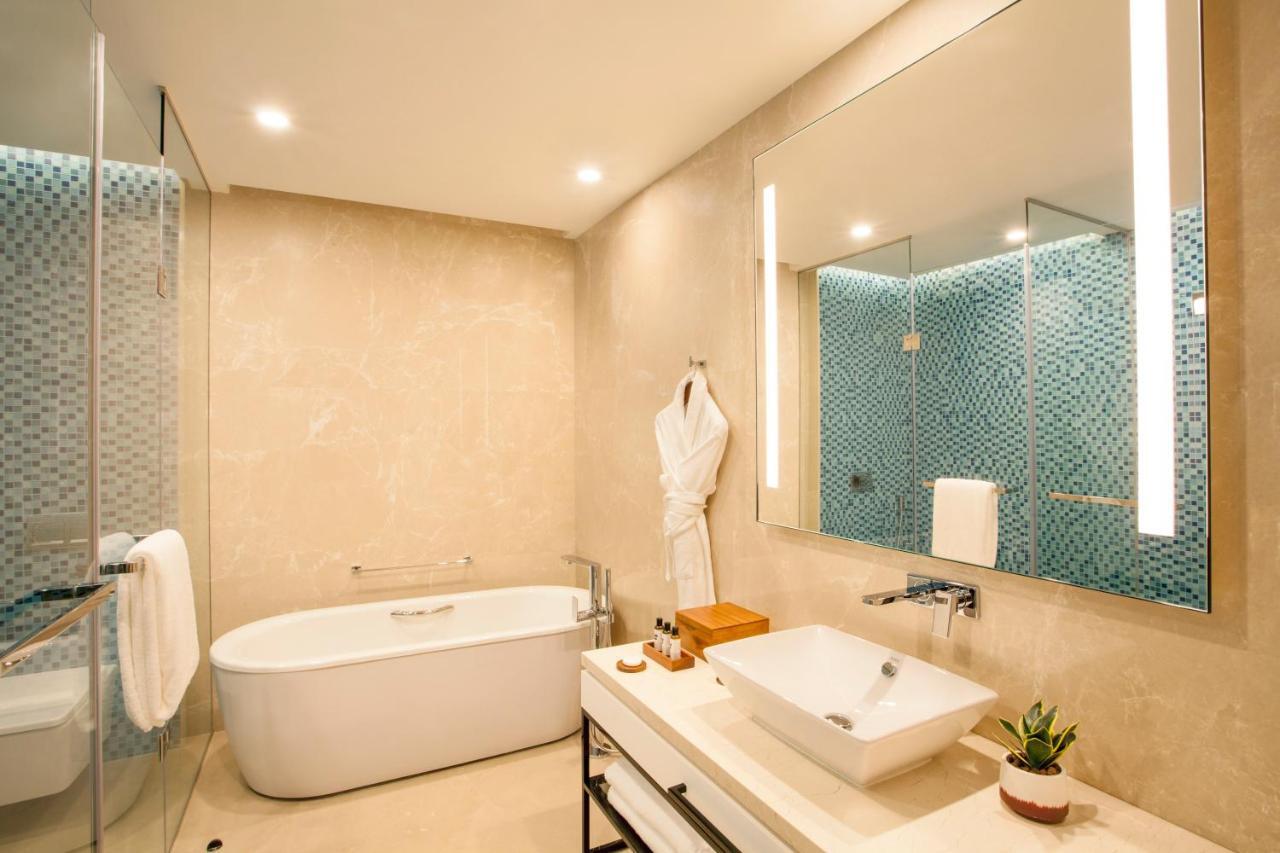 Hotel Hyatt Regency Thrissur Esterno foto